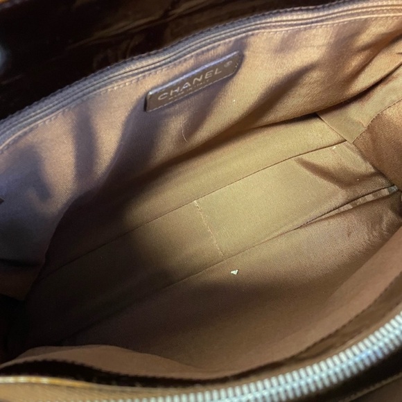 Chanel Grand Shopping Tote Bronze Patent Leather - Picture 7 of 10